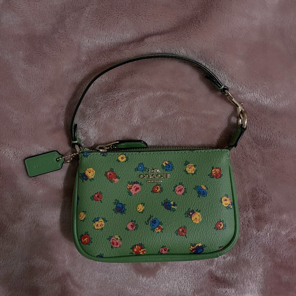 Green floral Coach Purse💚